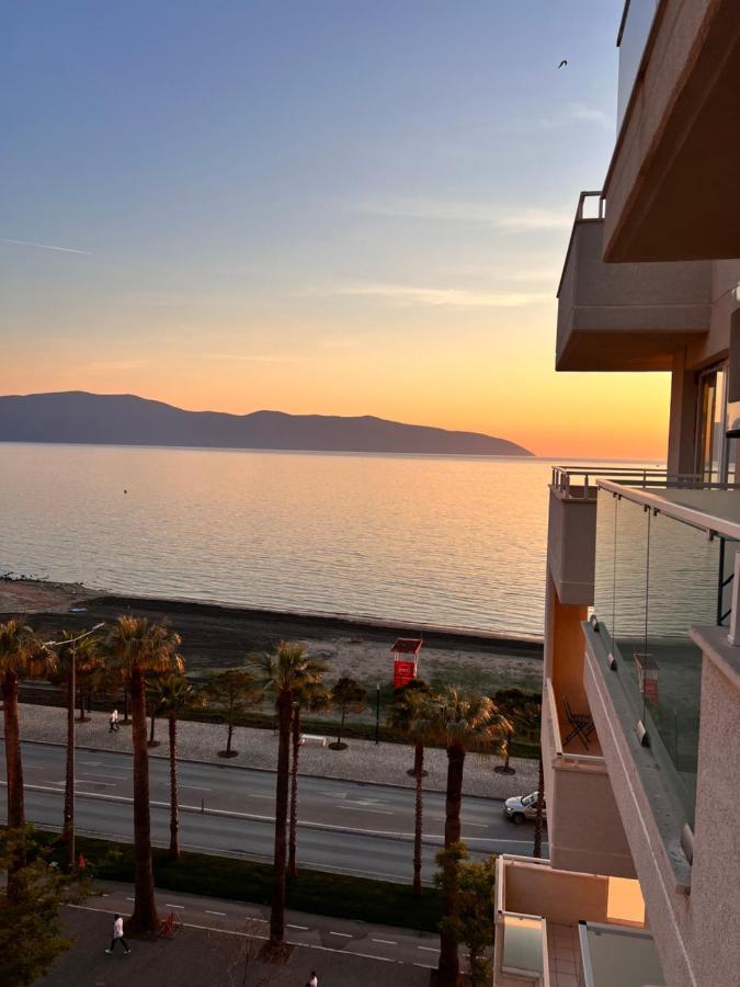 Maxi Room Vlorë Eksteriør billede