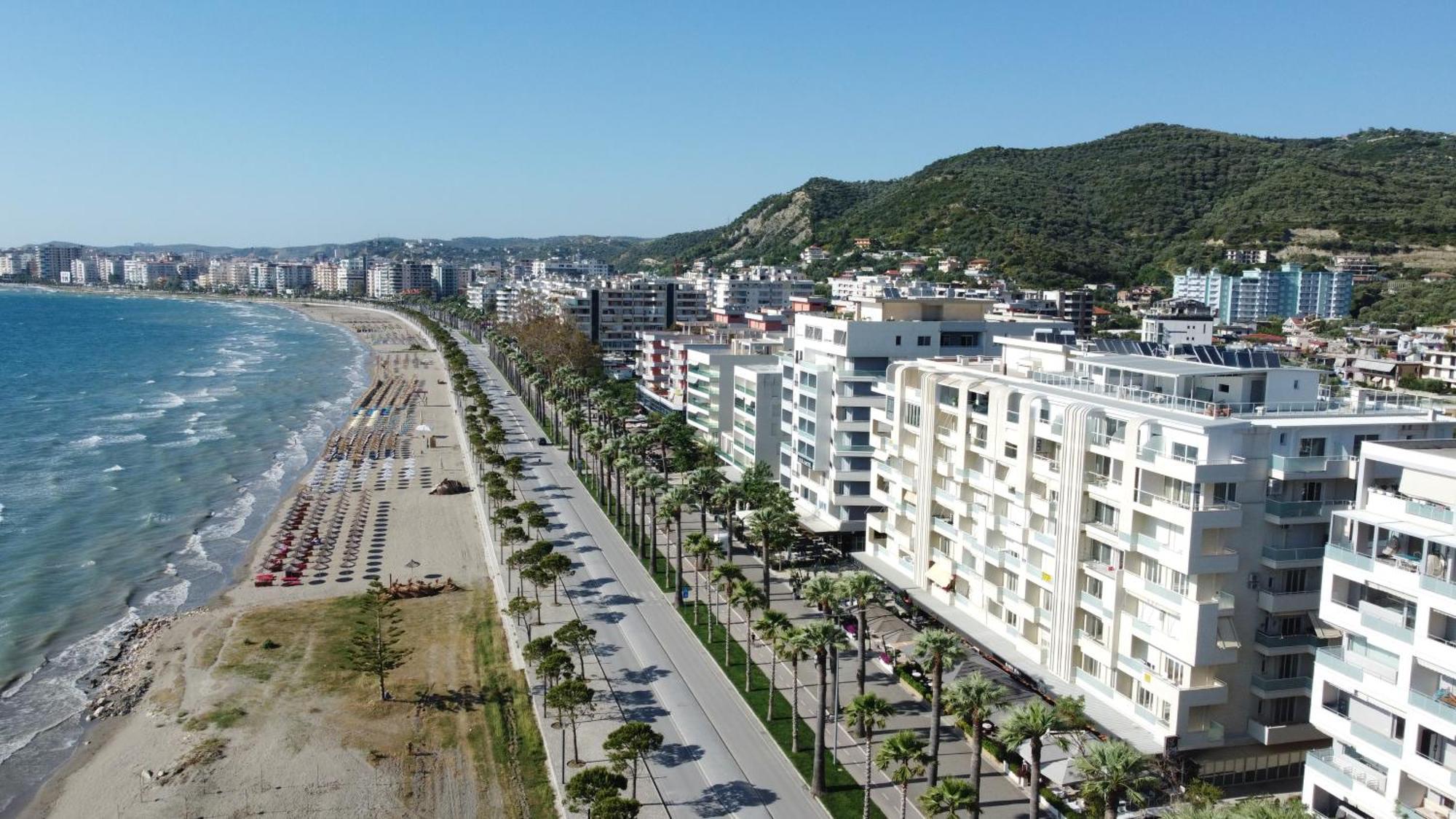 Maxi Room Vlorë Eksteriør billede