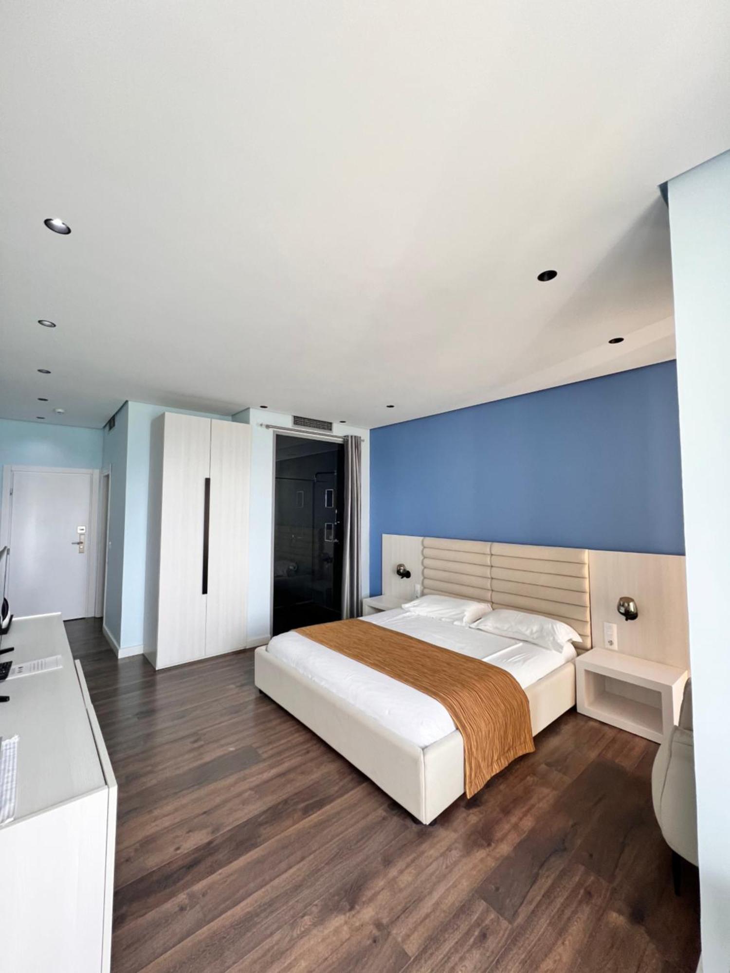 Maxi Room Vlorë Eksteriør billede