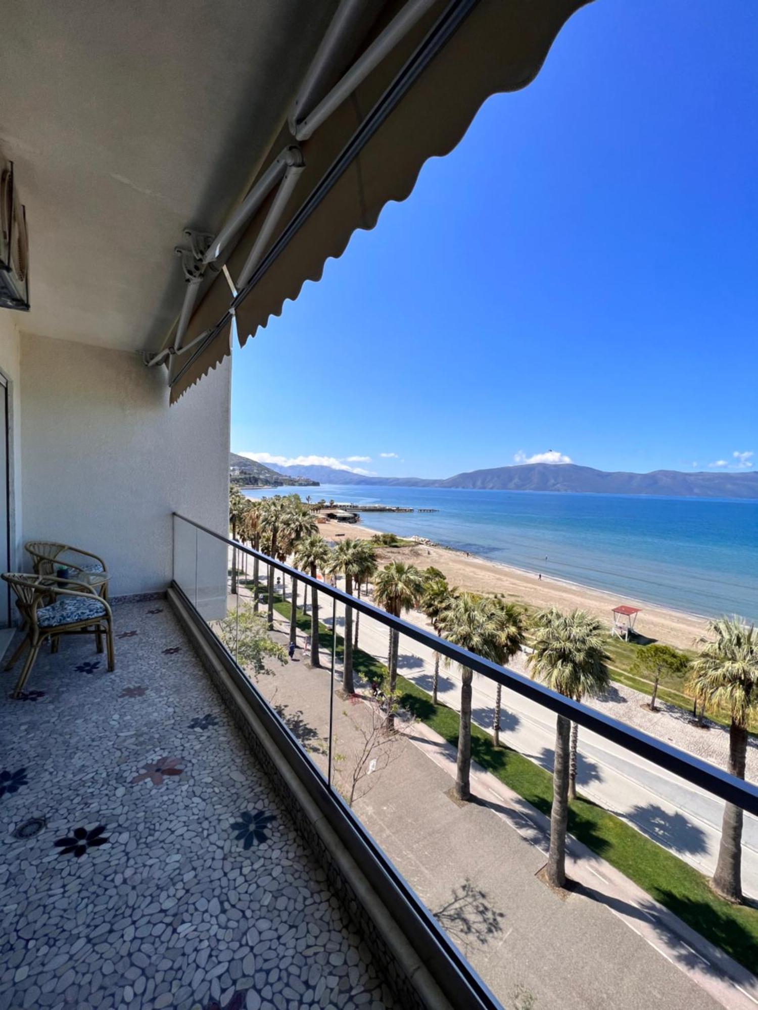 Maxi Room Vlorë Værelse billede
