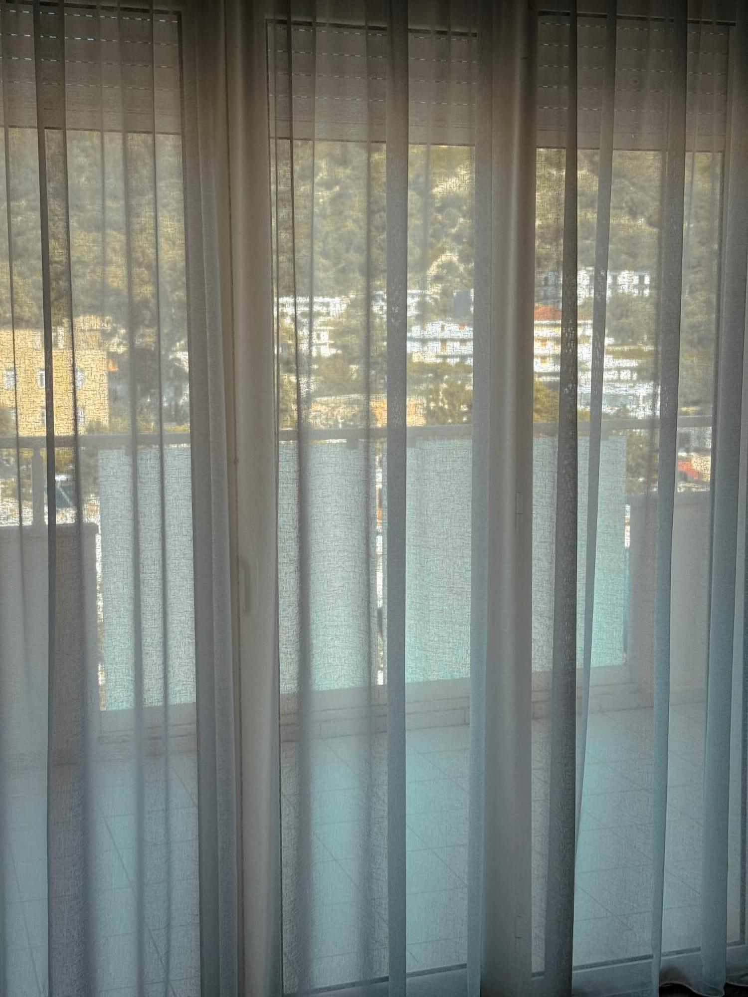 Maxi Room Vlorë Eksteriør billede