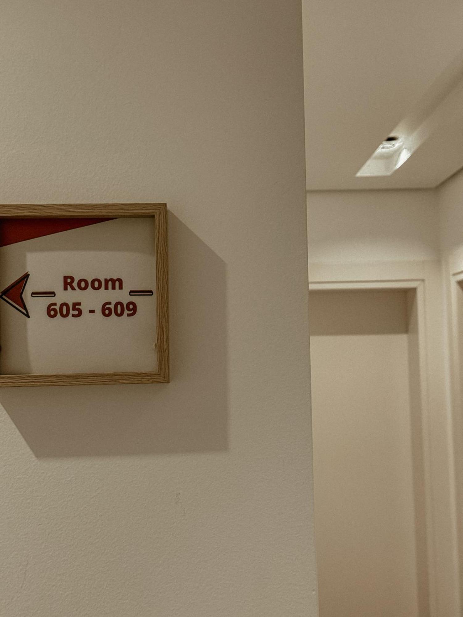 Maxi Room Vlorë Eksteriør billede